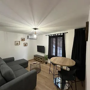  Appartement Superbe “l'eden”clim, Proche Remparts